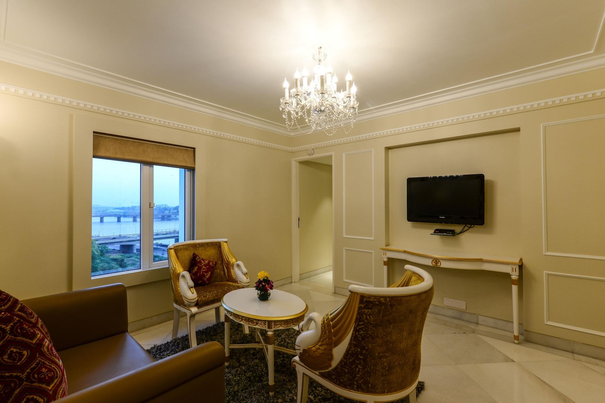 Lemon Tree Premier “The Atrium” Ahmedabad Exterior foto